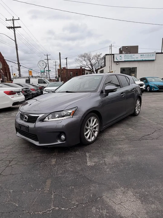 2013 Lexus CT - Image 2 of 20