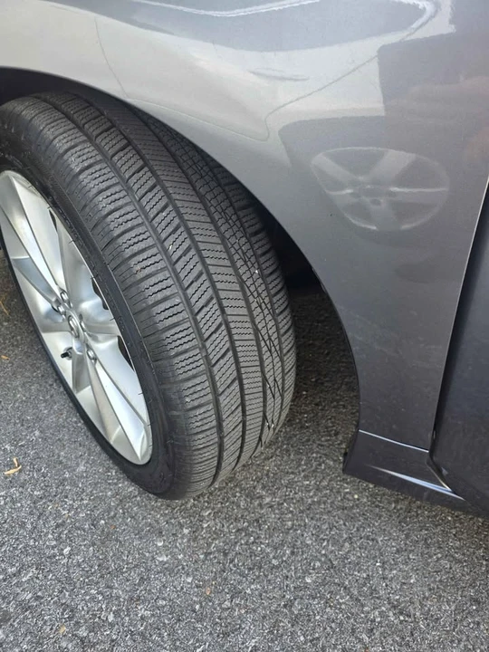 2013 Lexus CT - Image 8 of 19