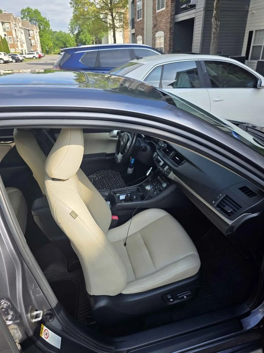 2013 Lexus CT - Image 3 of 19