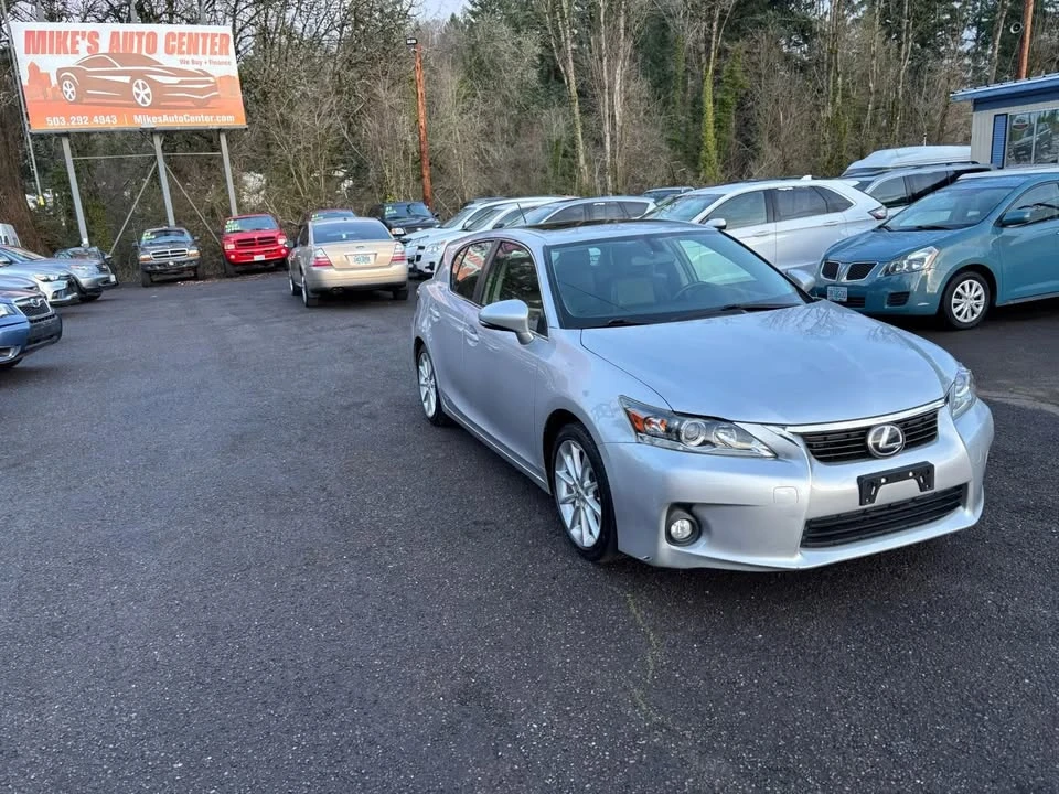 2013 Lexus CT - Image 2 of 20