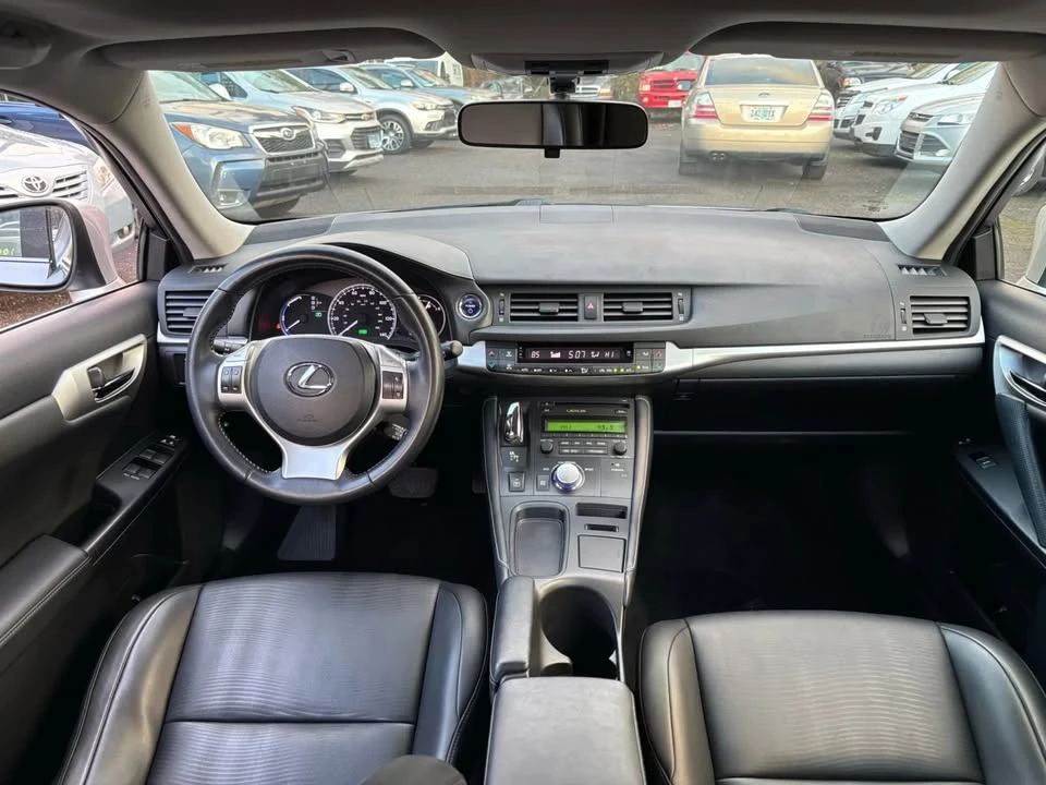 2013 Lexus CT - Image 14 of 20