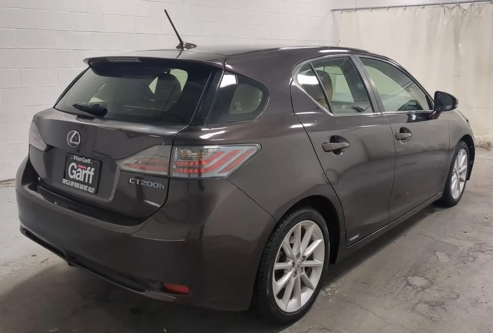 2013 Lexus CT - Image 3 of 7
