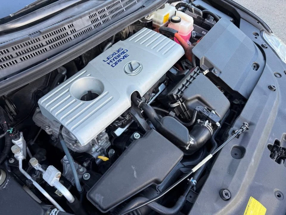 2013 Lexus CT - Image 13 of 20