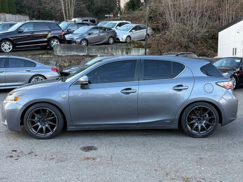 2013 Lexus CT - Image 2 of 20