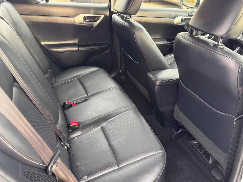 2013 Lexus CT - Image 12 of 19
