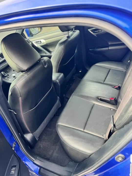 2013 Lexus CT - Image 7 of 8