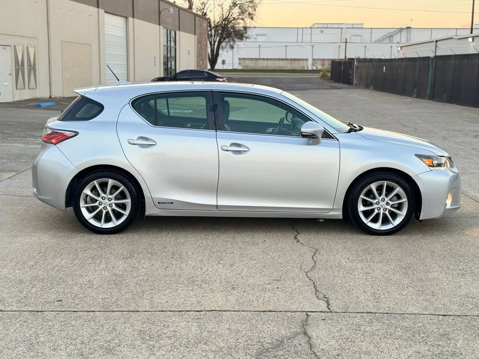 2013 Lexus CT - Image 5 of 19