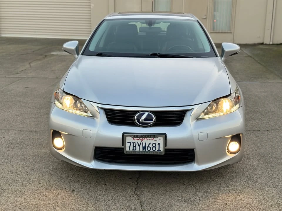 2013 Lexus CT - Image 3 of 19