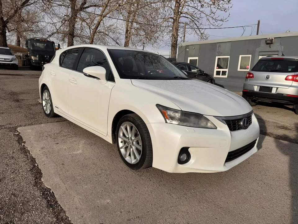 2013 Lexus CT - Image 3 of 19