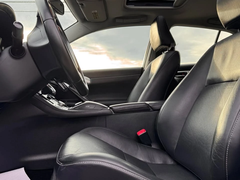 2013 Lexus CT - Image 13 of 19
