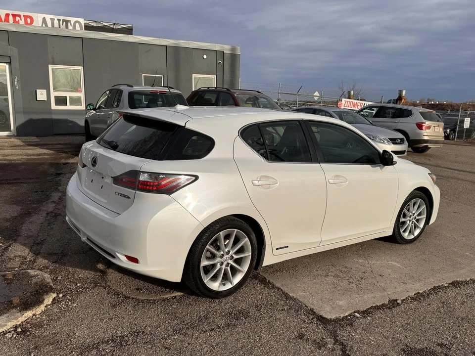 2013 Lexus CT - Image 6 of 19