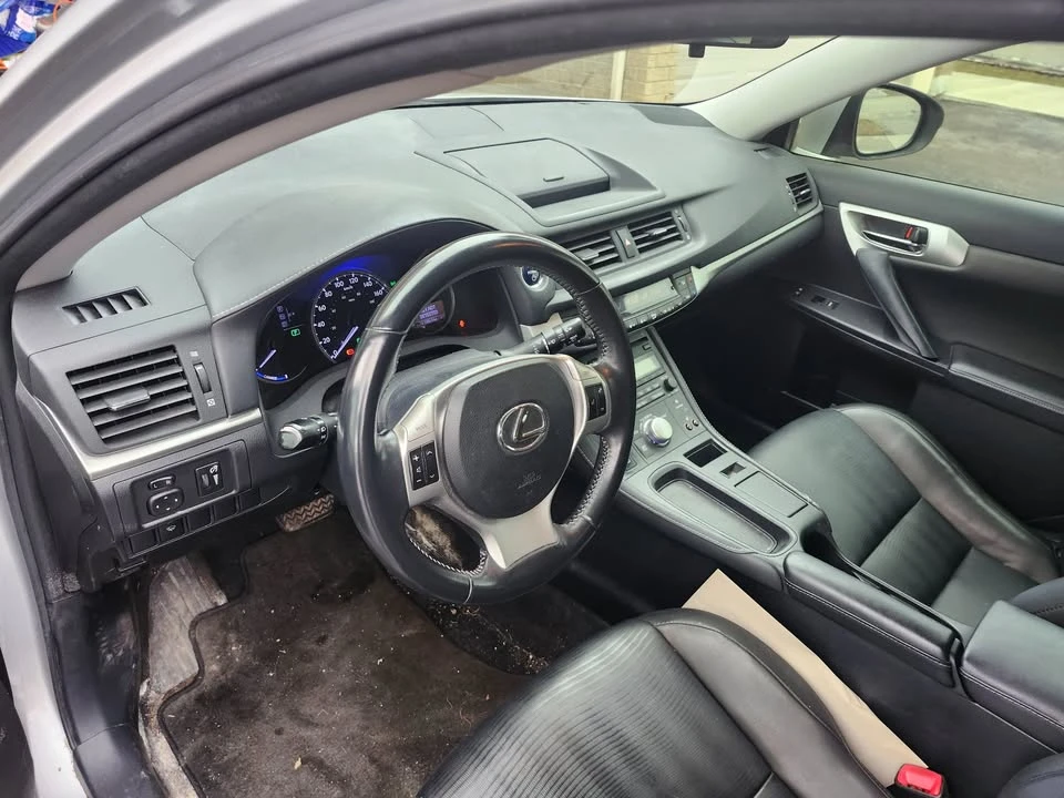 2013 Lexus CT - Image 5 of 20
