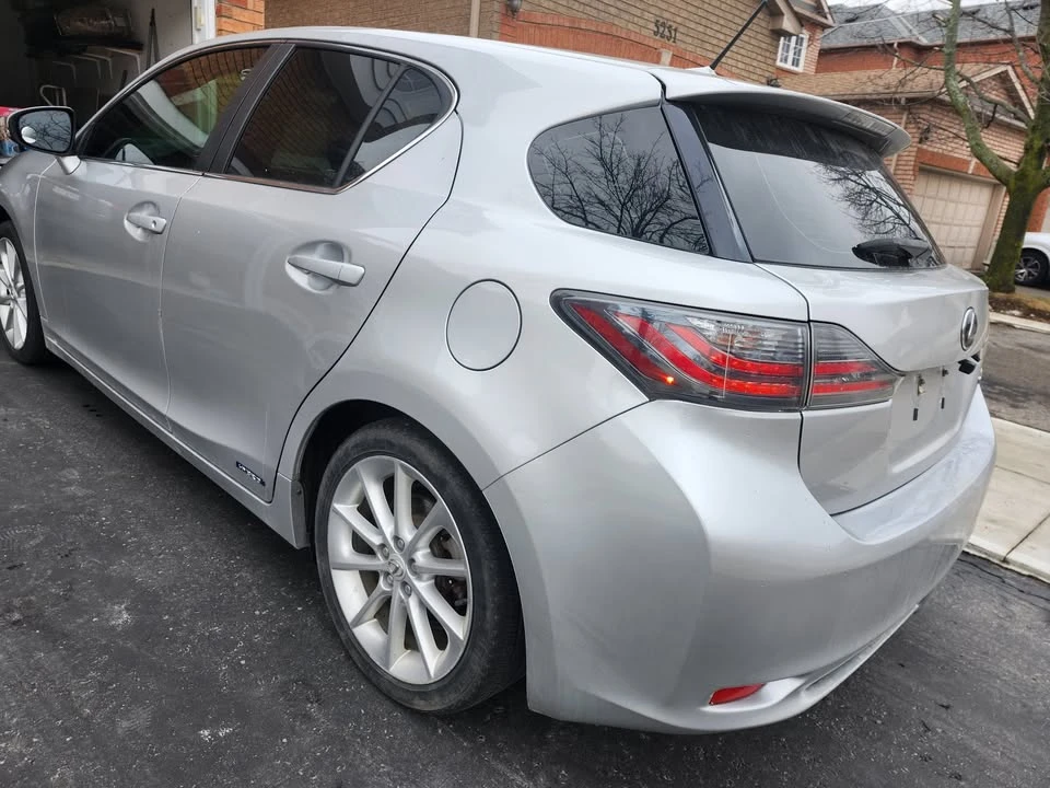 2013 Lexus CT - Image 17 of 20