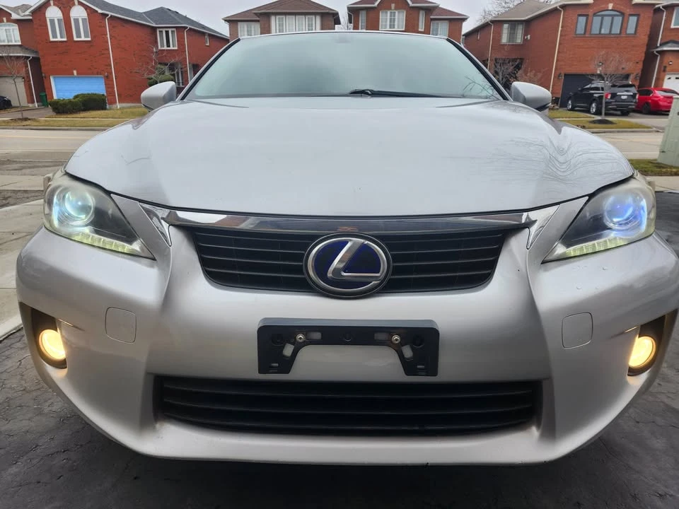 2013 Lexus CT - Image 2 of 20