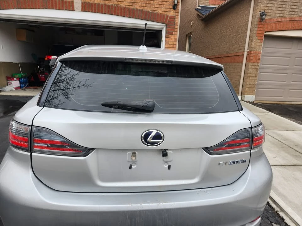 2013 Lexus CT - Image 16 of 20