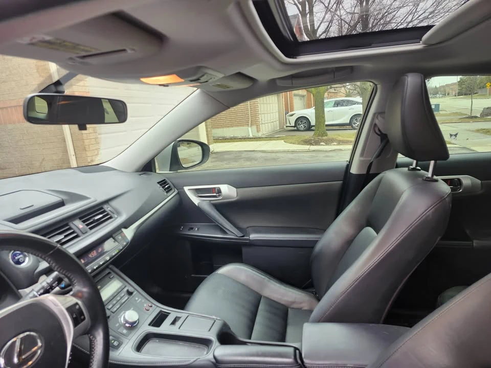 2013 Lexus CT - Image 7 of 20