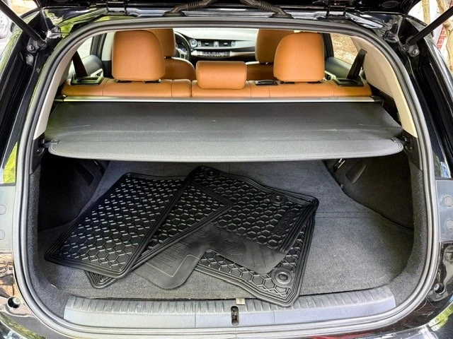 2013 Lexus CT - Image 8 of 20