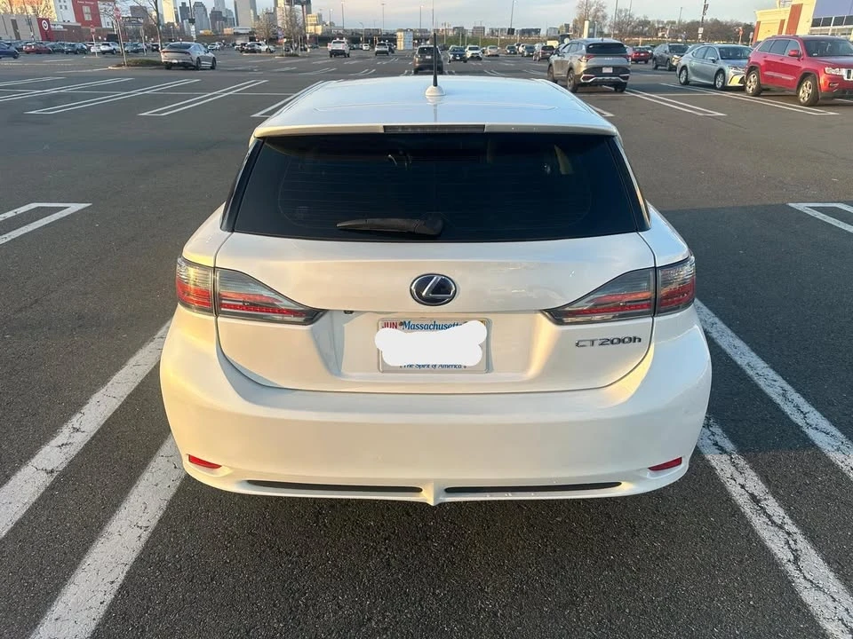 2013 Lexus CT - Image 6 of 17
