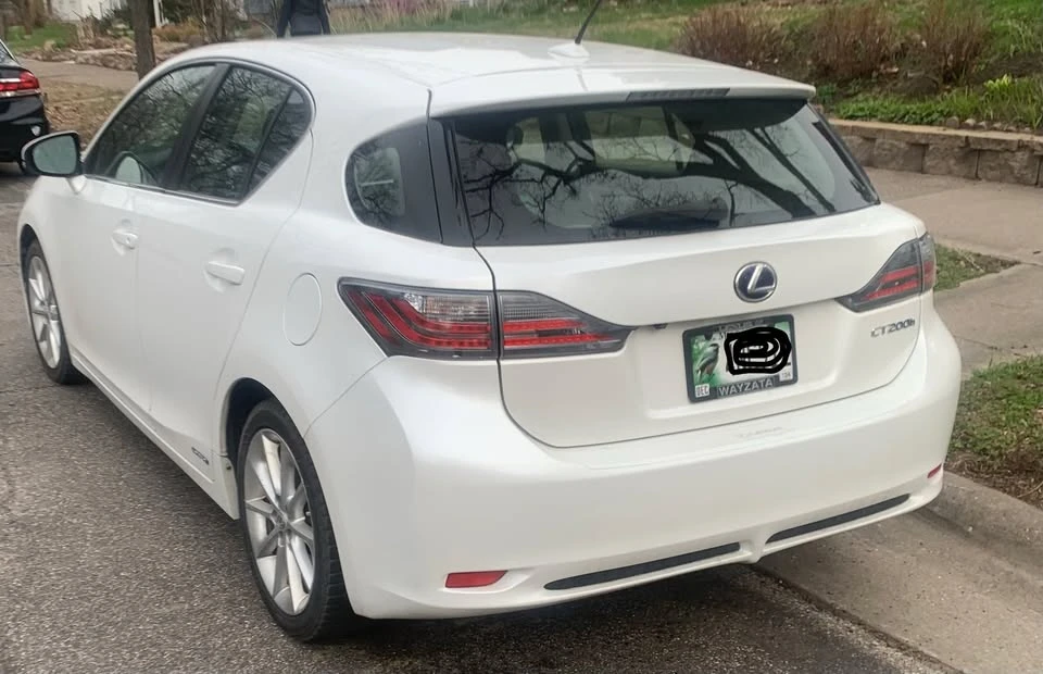 2013 Lexus CT - Image 10 of 11