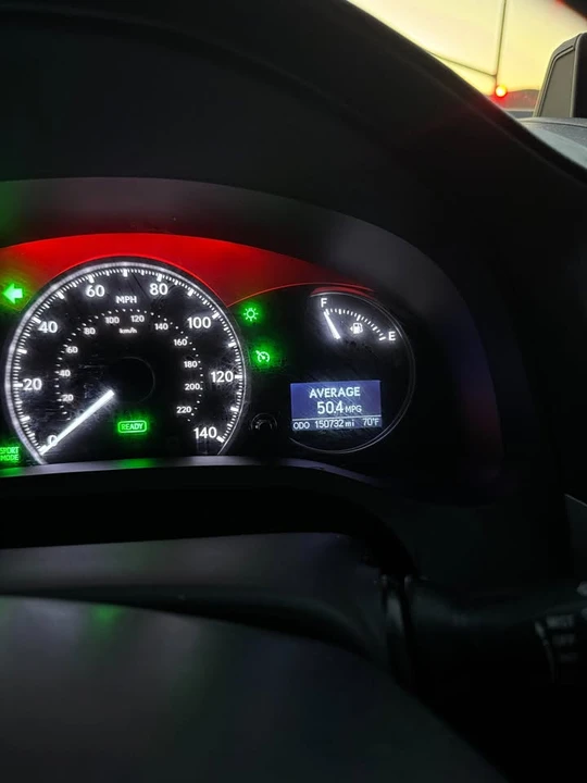 2013 Lexus CT - Image 2 of 6