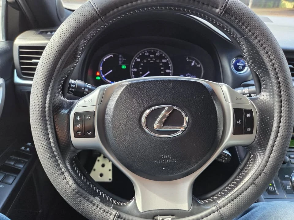 2013 Lexus CT - Image 19 of 20