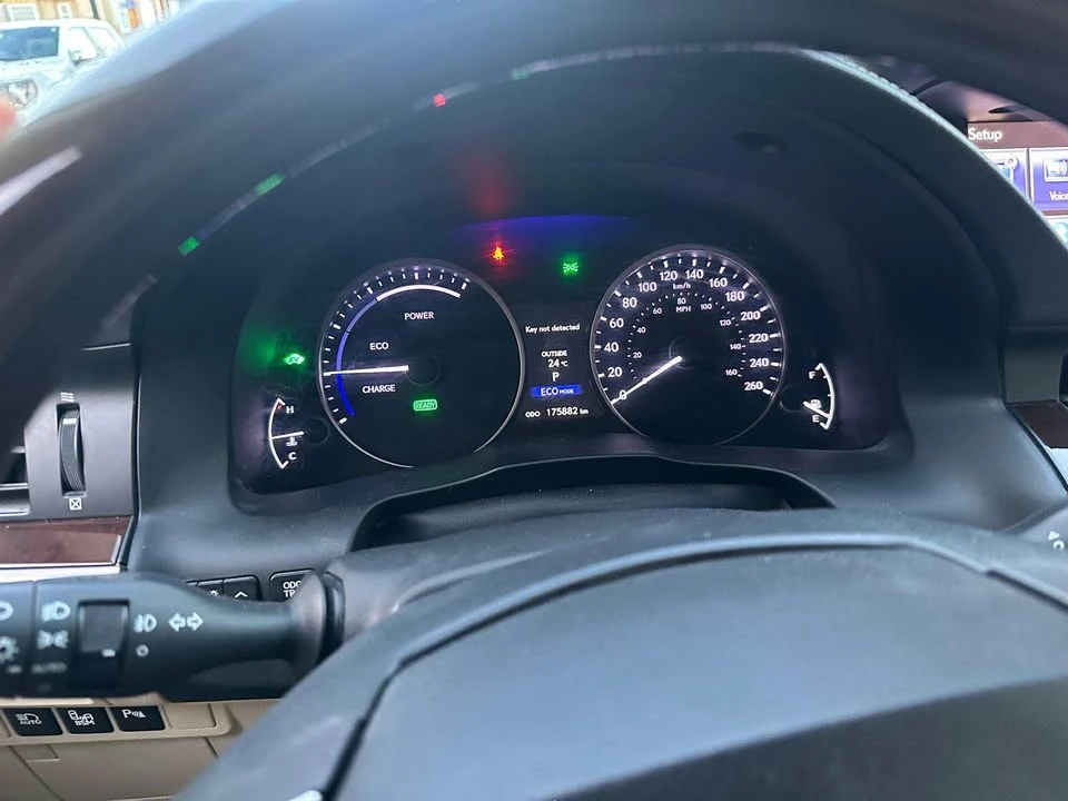 2013 Lexus ES 6th Gen - Image 10 of 10