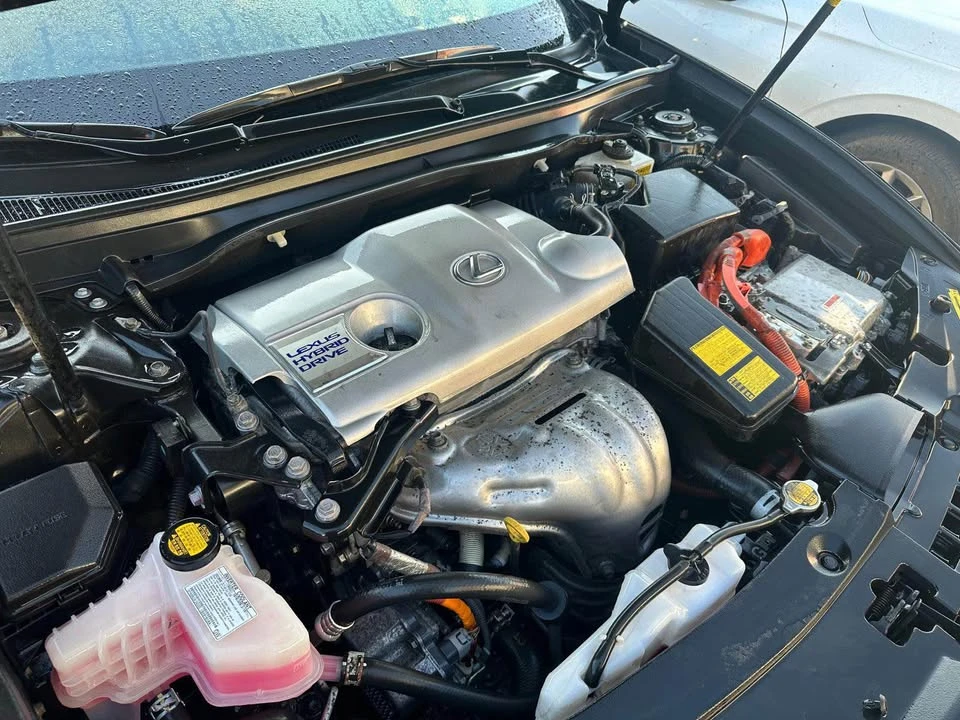 2013 Lexus ES 6th Gen - Image 7 of 10