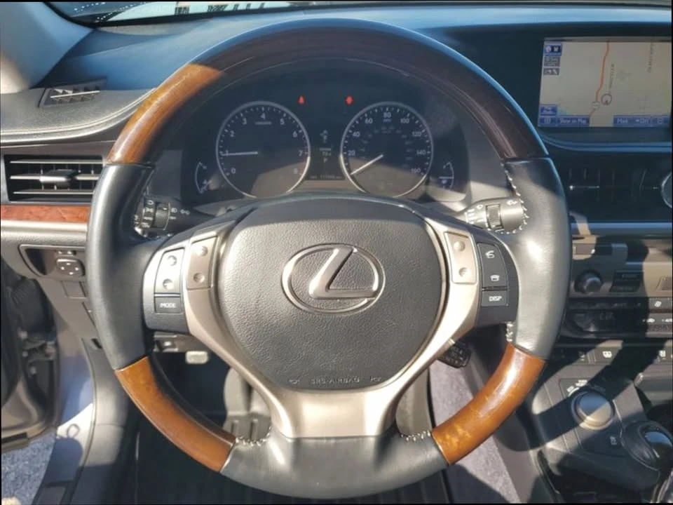 2013 Lexus ES 6th Gen - Image 14 of 18