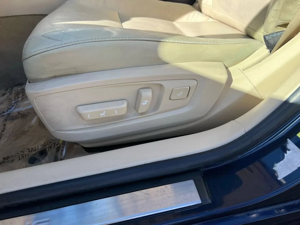 2013 Lexus ES 6th Gen - Image 14 of 19