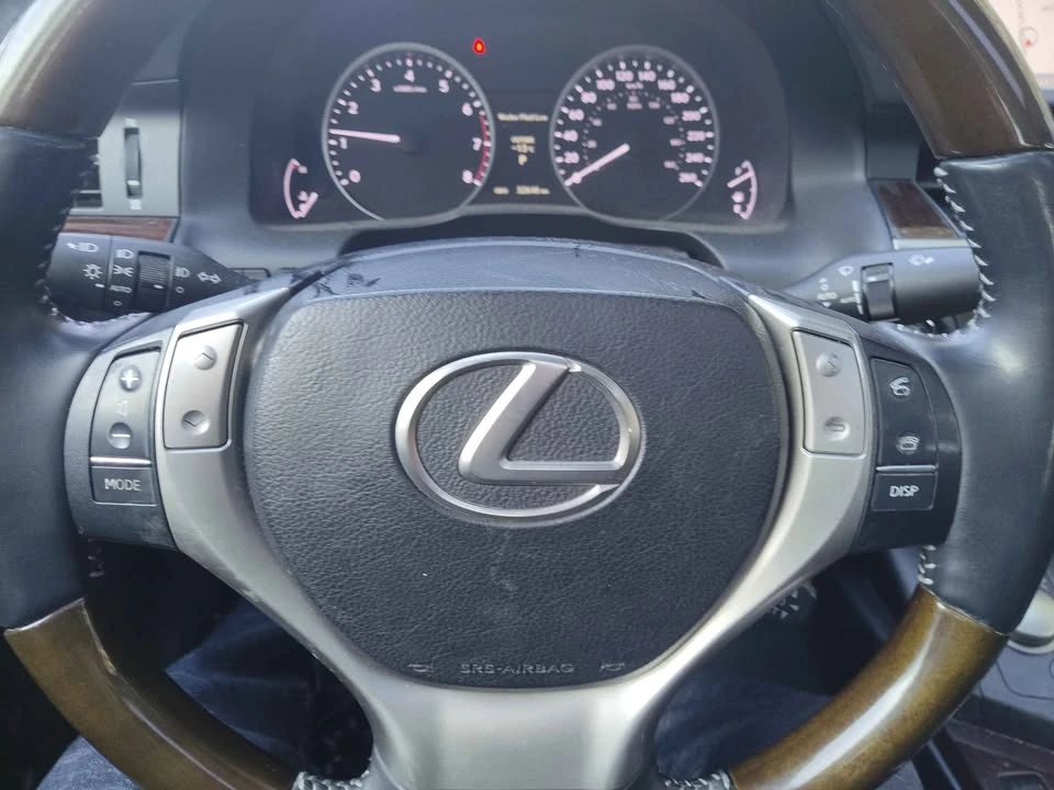2013 Lexus ES 6th Gen - Image 13 of 13