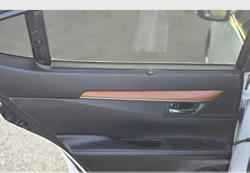 2013 Lexus ES 6th Gen - Image 13 of 14