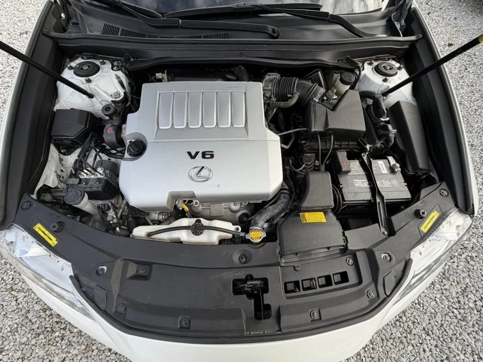 2013 Lexus ES 6th Gen - Image 14 of 19