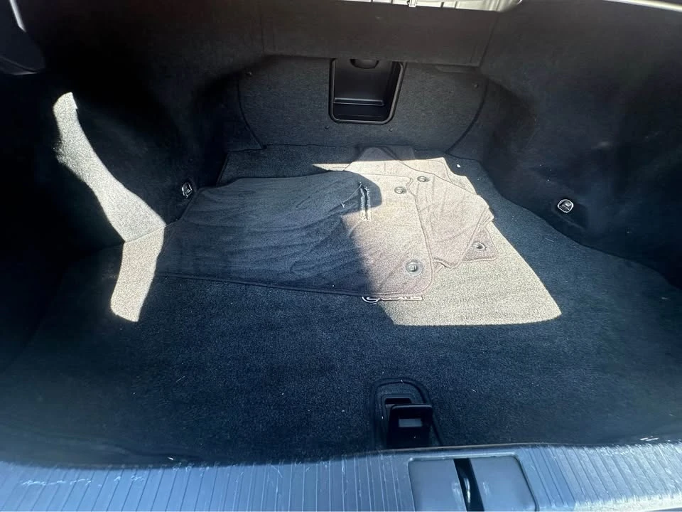 2013 Lexus ES 6th Gen - Image 15 of 20