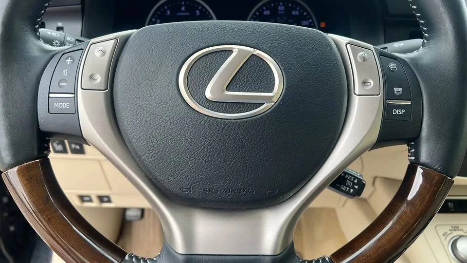 2013 Lexus ES 6th Gen - Image 10 of 20