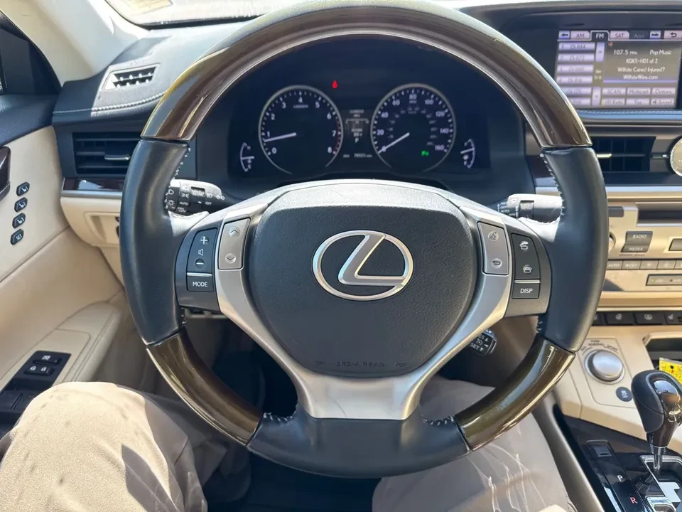 2013 Lexus ES 6th Gen - Image 11 of 15