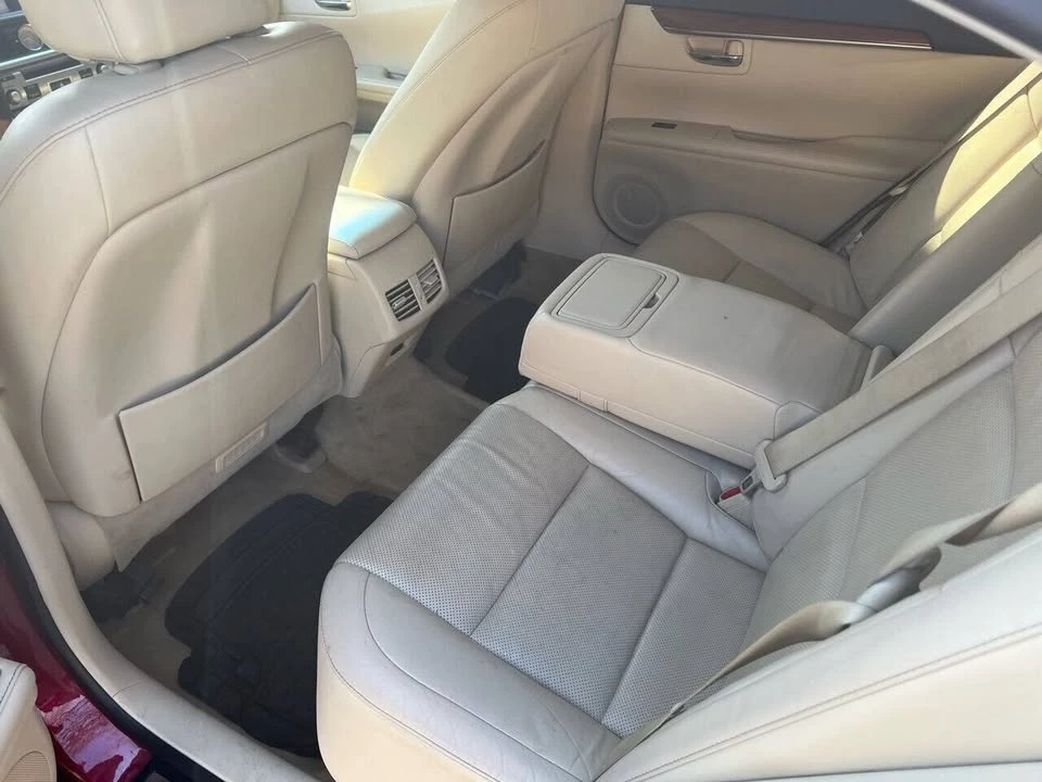 2013 Lexus ES 6th Gen - Image 20 of 20