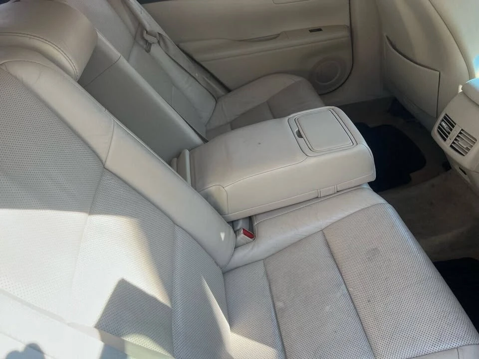 2013 Lexus ES 6th Gen - Image 16 of 20