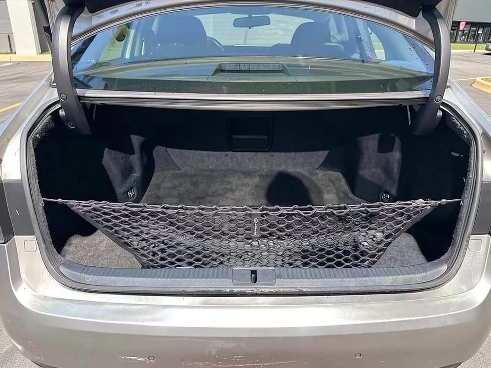 2013 Lexus ES 6th Gen - Image 8 of 18