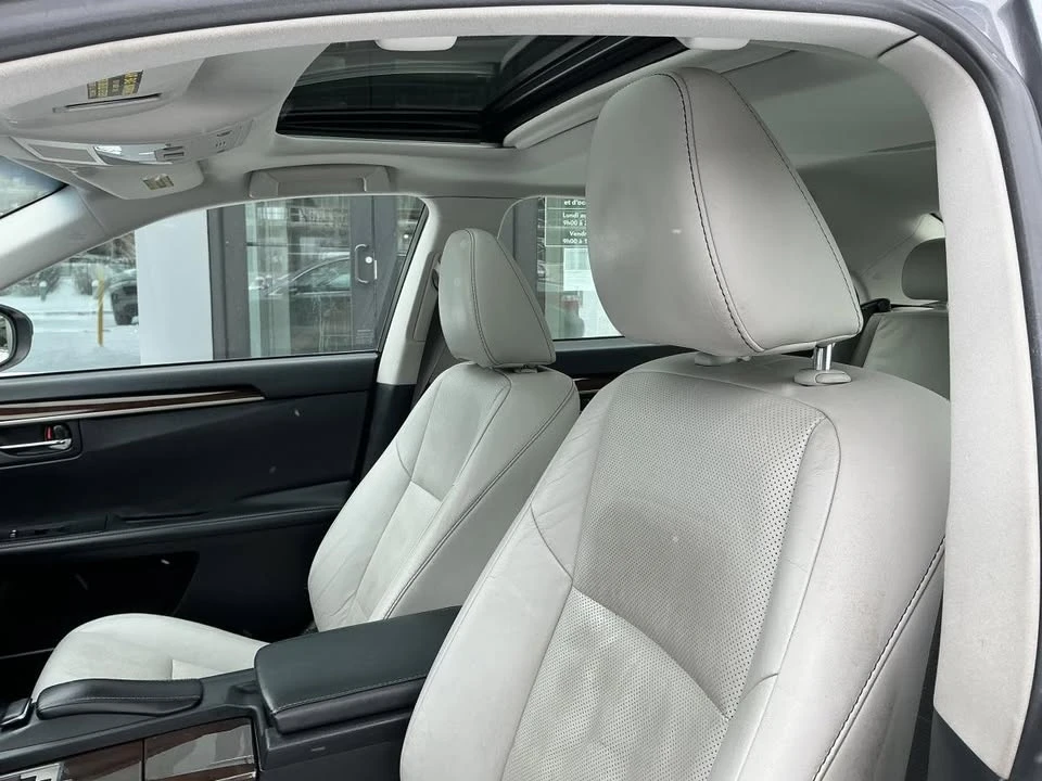 2013 Lexus ES 6th Gen - Image 18 of 20