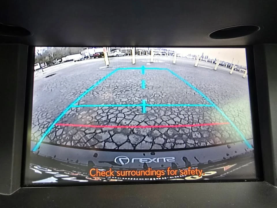 2013 Lexus ES 6th Gen - Image 17 of 20