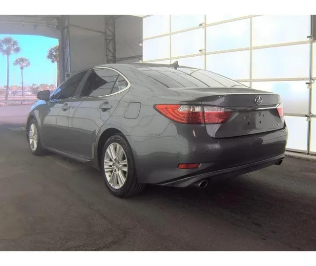 2013 Lexus ES 6th Gen - Image 7 of 16