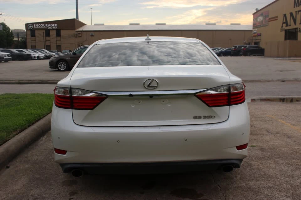 2013 Lexus ES 6th Gen - Image 6 of 20