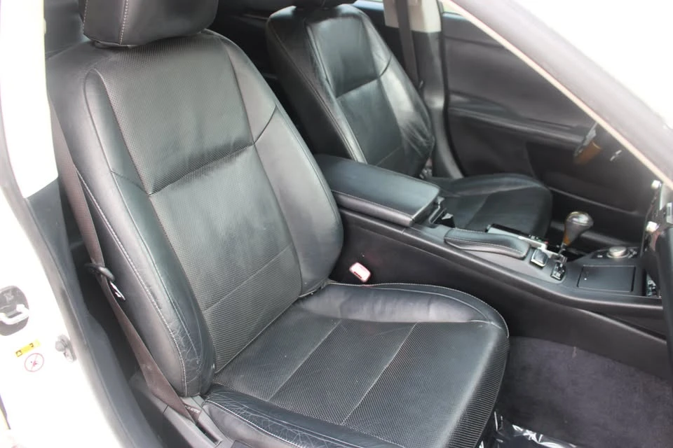 2013 Lexus ES 6th Gen - Image 18 of 20