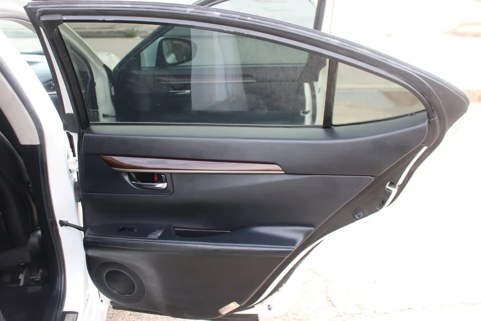 2013 Lexus ES 6th Gen - Image 12 of 20