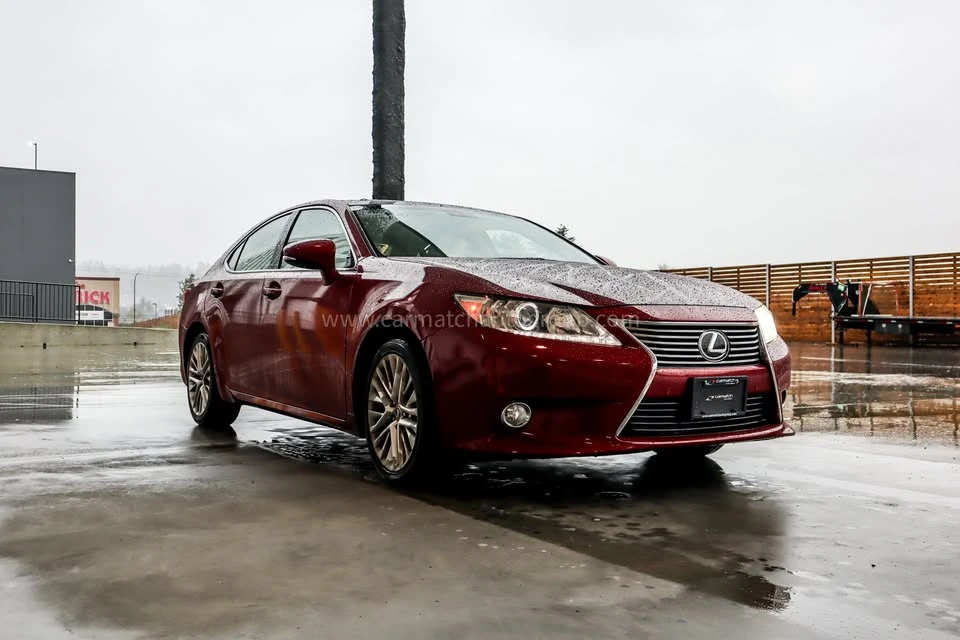 2013 Lexus ES 6th Gen - Image 3 of 18
