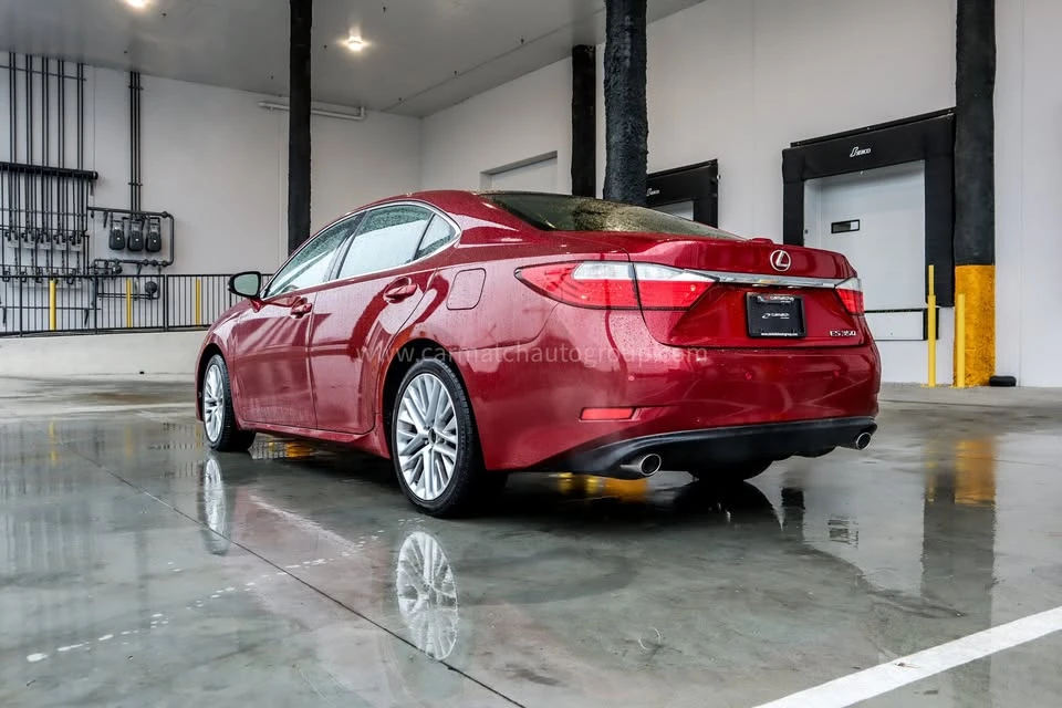 2013 Lexus ES 6th Gen - Image 5 of 18