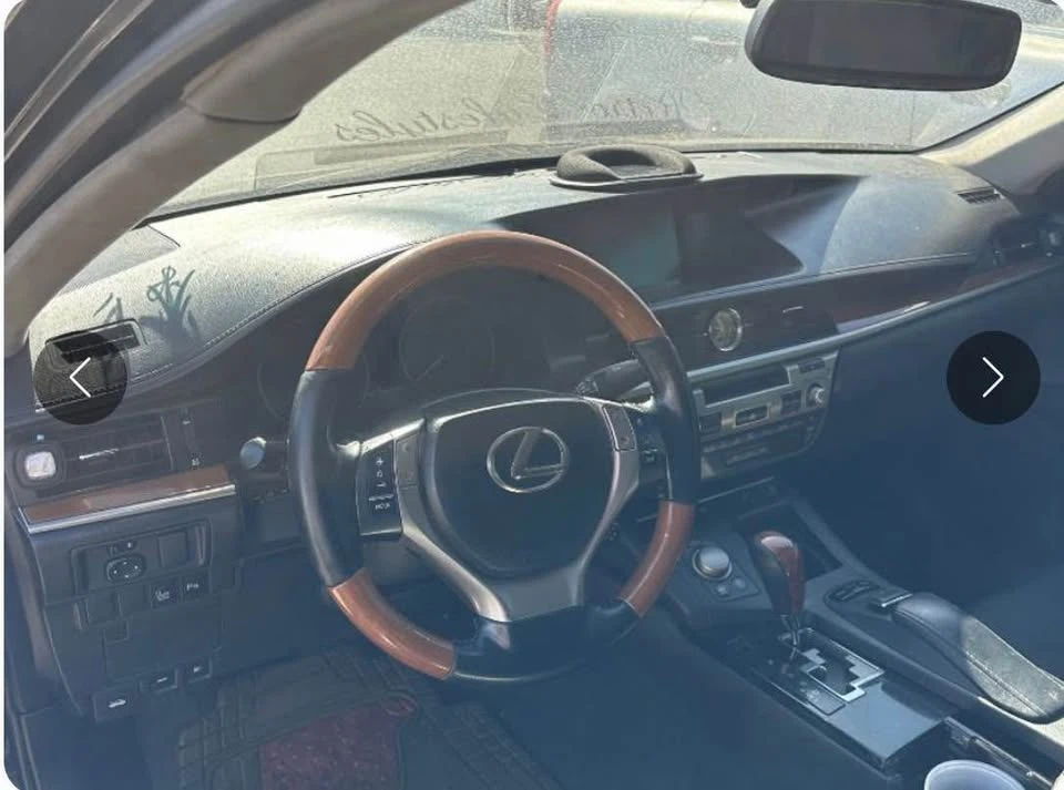 2013 Lexus ES 6th Gen - Image 2 of 7