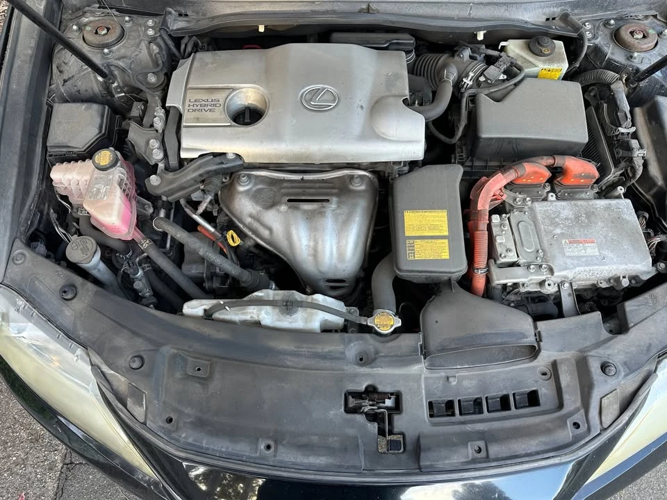 2013 Lexus ES 6th Gen - Image 5 of 5