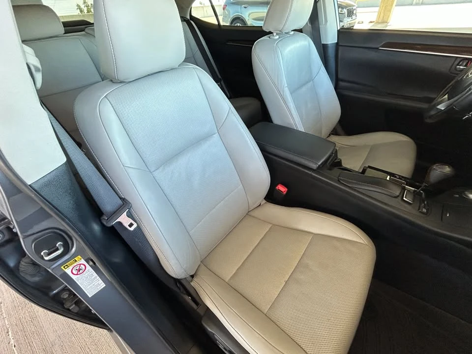 2013 Lexus ES 6th Gen - Image 15 of 18