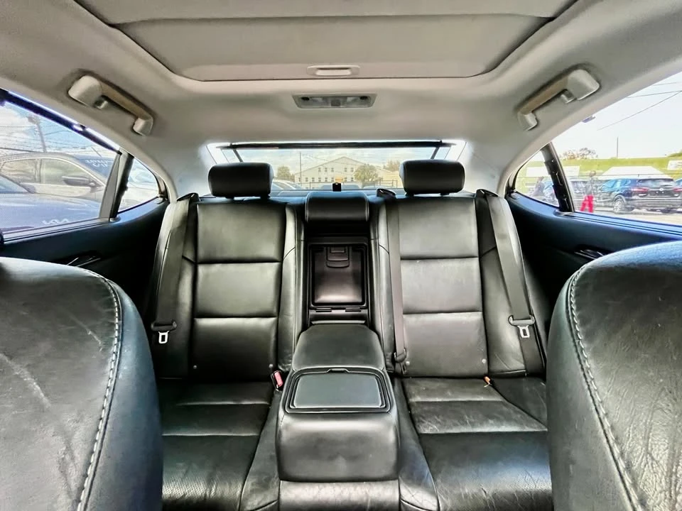 2013 Lexus ES 6th Gen - Image 6 of 12